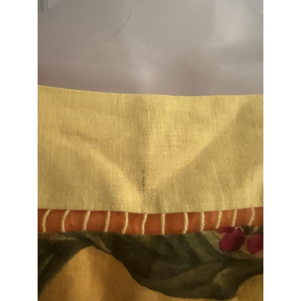 Farm Rio Rainbow Cropped Top NWT Medium - Picture 3 of 3